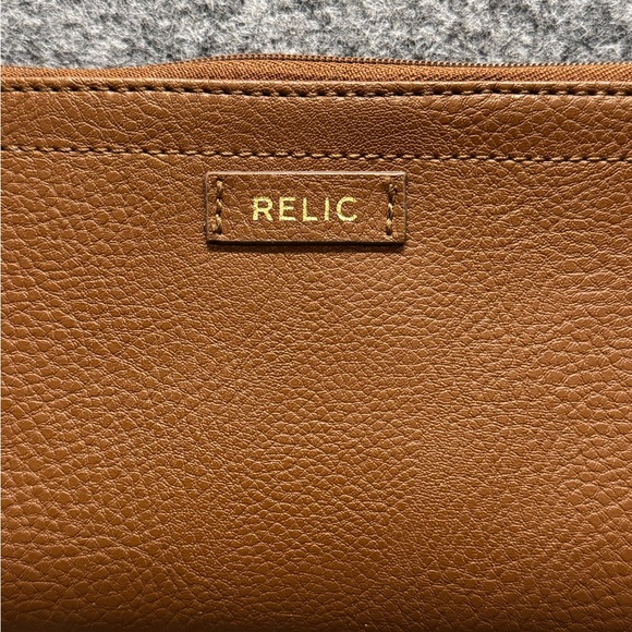Relic‎ Leather Dylan Wristlet Wallet in Saddle Color - Picture 4 of 5